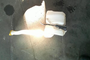 RENAULT MASTER III ZBIORNICZEK SPRYSKIWACZY