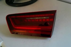 AUDI A6 S6 C7 4G LAMPA TYŁ W KLAPĘ PRAWA 4G6945094E