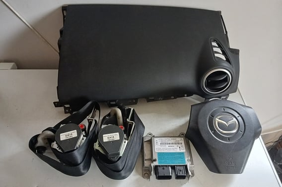 MAZDA 3 BK PODUSZKI PASY KOMPLET EUROPA.