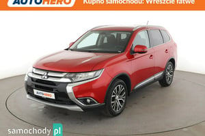 Mitsubishi Outlander SUV 2016