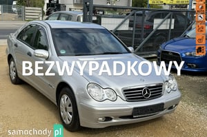 Mercedes-Benz C-Klasa Sedan 2004