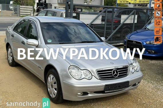 Mercedes-Benz C-Klasa Sedan 2004