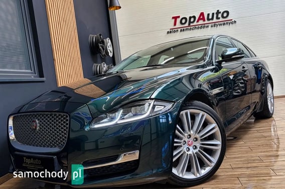 Jaguar XJ Sedan 2015