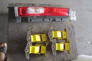 OPEL VIVARO TRAFIC LIFT LAMPA LEWY TYŁ /DRZWI/