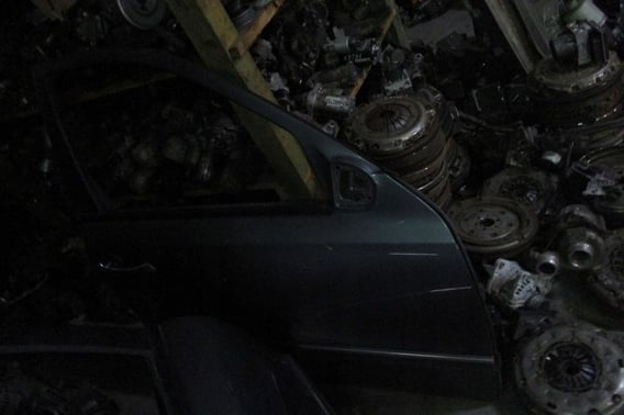 MERCEDES W211 DRZWI PRZÓD/TYŁ PRAWE/LEWE C368