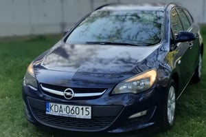 Opel Astra Kombi 2014