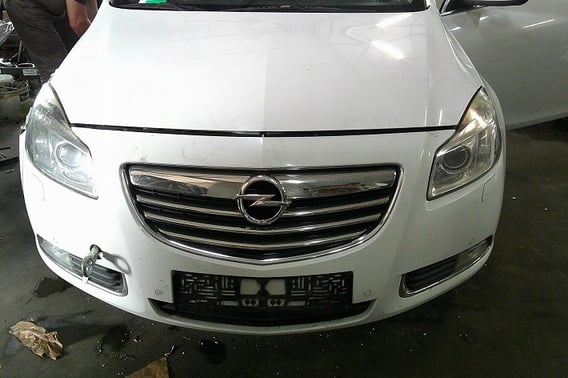 OPEL INSIGNIA A LAMPA XENON PRAWA PAS PRZÓD Z40R