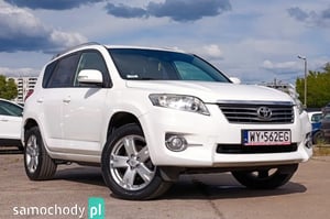 Toyota RAV4 SUV 2011