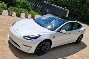 Tesla Model 3 Sedan 2023