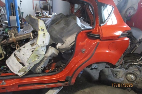 FORD B-MAX BŁOTNIK TYŁ LEWY ĆWIARTKA PRZÓD P/L IC