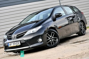 Toyota Auris Kombi 2015