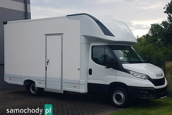 IVECO Daily Kontener 2021