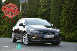 Opel Astra Hatchback 2014