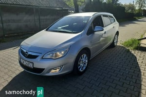 Opel Astra Kombi 2011