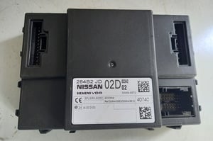 NISSAN QASHQAI J10 MODUŁ KOMFORTU 284B2JD02D