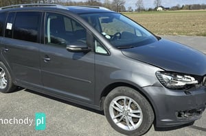 Volkswagen Touran Minivan 2015