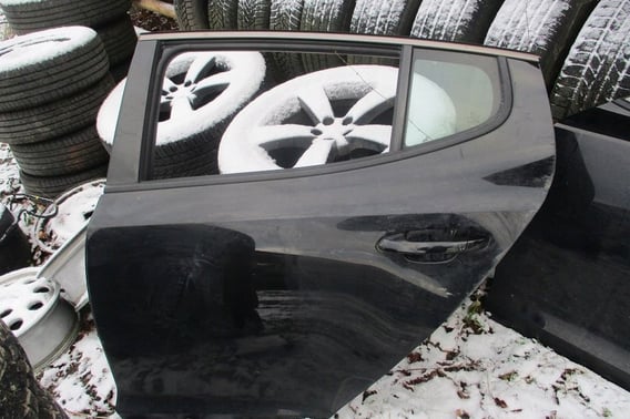 KIA STINGER GT DRZWI TYŁ PRAW/LEWE AURORA BLACK