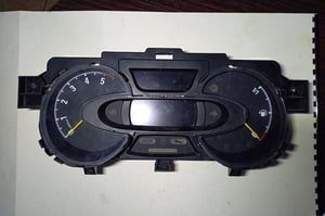 OPEL VIVARO B LICZNIK 248107330R EUROPA