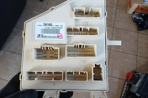 KIA SOUL I SKRZYNKA BEZPIECZNIKÓW 91950-2K160