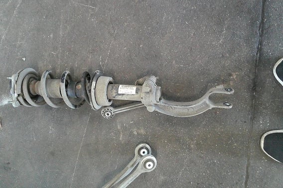 AUDI A7 4G A6 C7 3,0D AMORTYZATOR PRZÓD PRAWY/LEWY 4G0031D