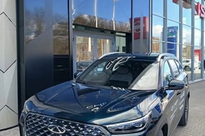 Osobowe Tiggo 8 SUV 2025