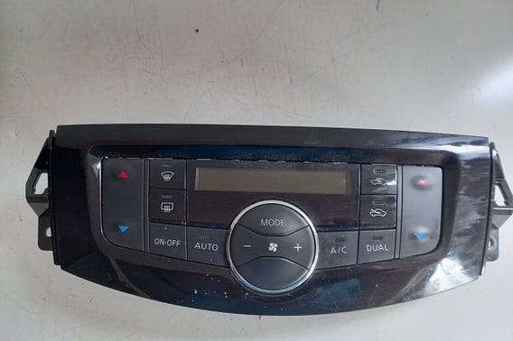NISSAN NAVARA NP300 D23 PANEL NAWIEWU I KLIMATYZACJI 275004KD1A