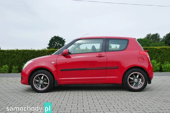 Suzuki Swift Hatchback 2010