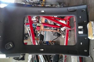 KIA CARENS IV PODSUFITKA OSŁONY KOMPLET CZARNA SOLRADACH 85402A4EZ0W
