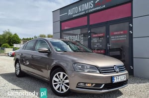 Volkswagen Passat Sedan 2011
