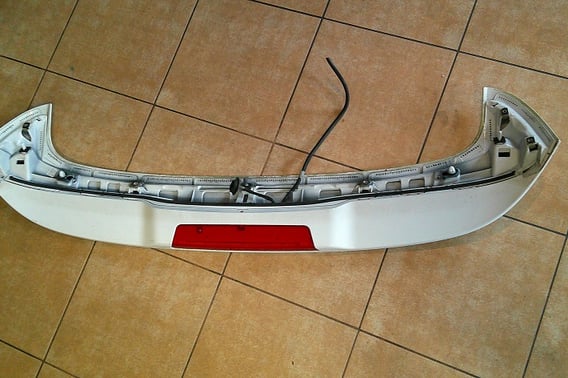 FORD FIESTA MK8 SPOILER LOTKA TYLNEJ KLAPY H1BBA44210A HH