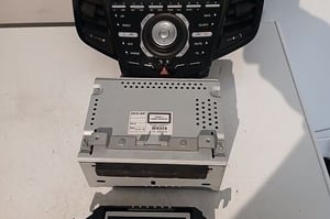 FORD FIESTA MK7 RADIO FABRYCZNE AM5T-18C815-RL