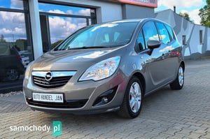 Opel Meriva Hatchback 2010
