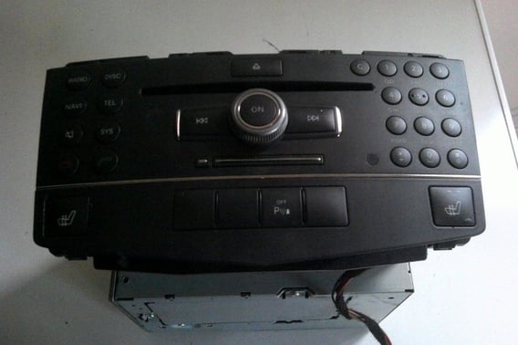 RADIO NAWIGACJA MERCEDES C-KLASA W204 A2048704994