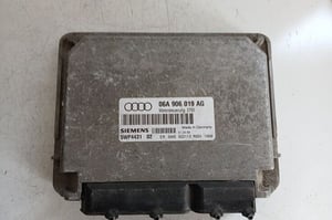 AUDI A3 8L MODUŁ STEROWNIK SILNIKA 06A906019AG