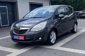 Opel Meriva Minivan 2011