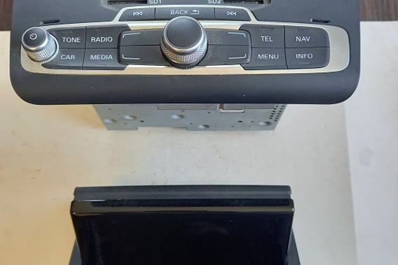 AUDI A1 S1 8X RADIO NAWIGACJA KOMPLET 8XA03566B
