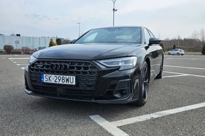 Audi A8 Sedan 2022