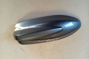 VOLVO V60 I ANTENA DACHOWA PŁETWA 31667590 KOLOR 714-16