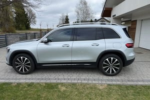 Mercedes-Benz GLB SUV 2022