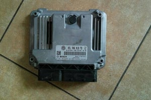 VW TIGUAN I 2,0TDI STEROWNIK SILNIKA 03L906018FB