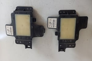 KIA CARENS IV RADAR CZUJNIK MARTWEGO POLA P/L 95821-A4000/95811-A4000