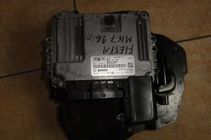 FORD FIESTA MK7 1,6TDCI KOMPUTER 8V21-12A650-KF