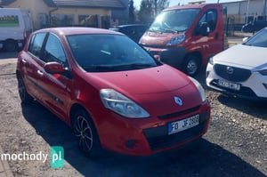 Renault Clio Hatchback 2010