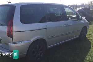 Peugeot 807 Minivan 2008