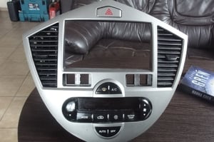 KIA CARENS II PANEL 0K2FB61190