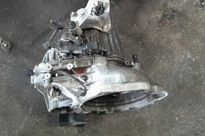 KIA CARENS IV 1,7CRDI SKRZYNIA BIEGÓW SG98JF U98J