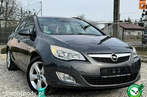 Opel Astra Kombi 2011