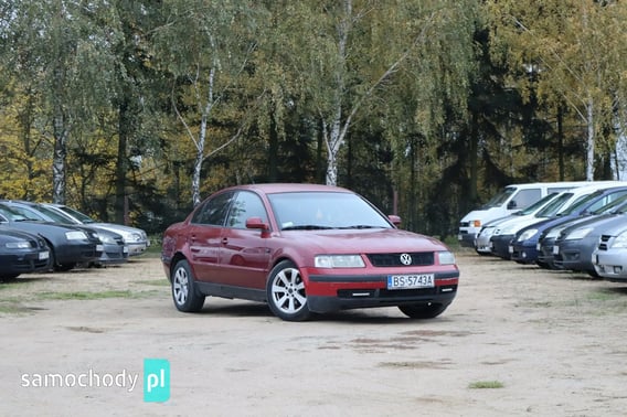 Volkswagen Passat Sedan 1998