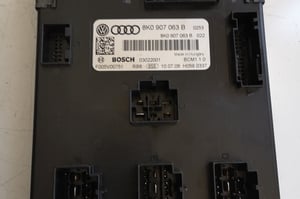 AUDI A4 B8 MODUŁ KOMFORTU 8K0907063B