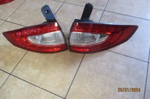 FORD MONDEO MK5 KOMBI LAMPA TYŁ PRAWA/LEWA DS73-13405-CH/DS73-13404-CH